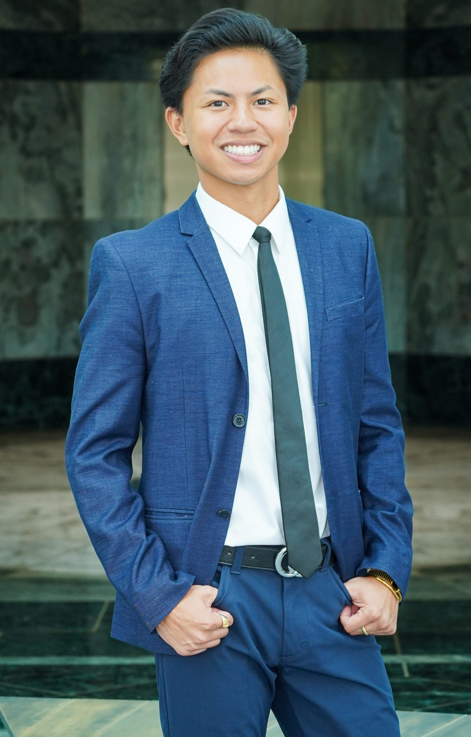 Professional headshot of Uri Montecarlos, team member at Maimone Legal